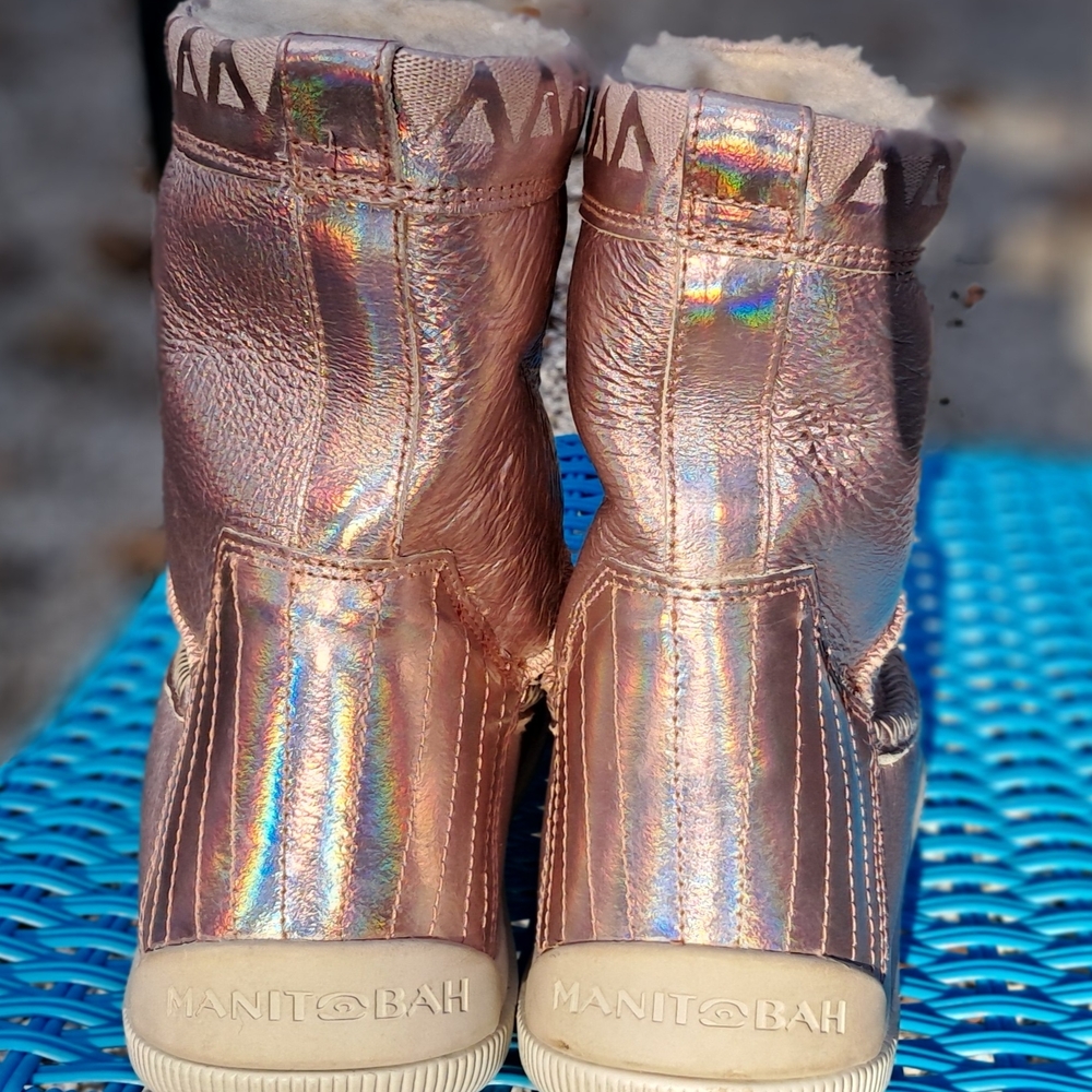 Pink Manitobah Mukluk Boots Size 10 - Picture 7 of 11